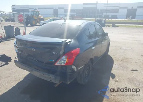 2015 Nissan Versa 1.6 S/1.6 S+/1.6 Sl/1.6 Sv z USA, uszkodzony, nr VIN 3N1CN7AP8FL873478